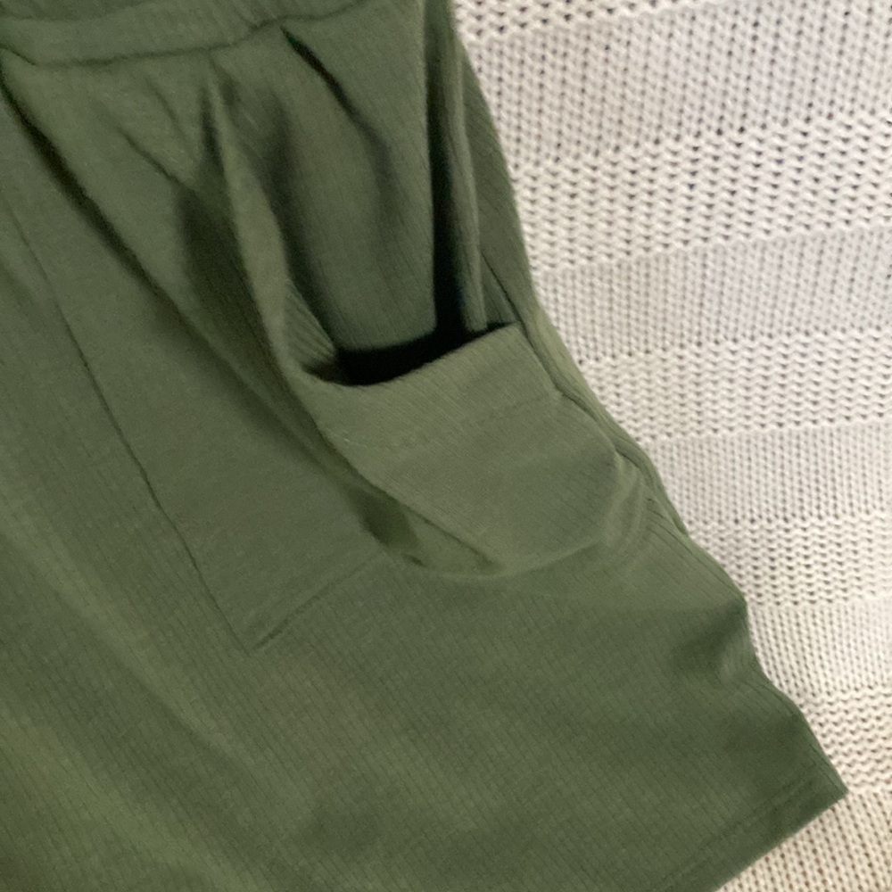 Mi Ami Large Olive Green Romper - Picture 5 of 7